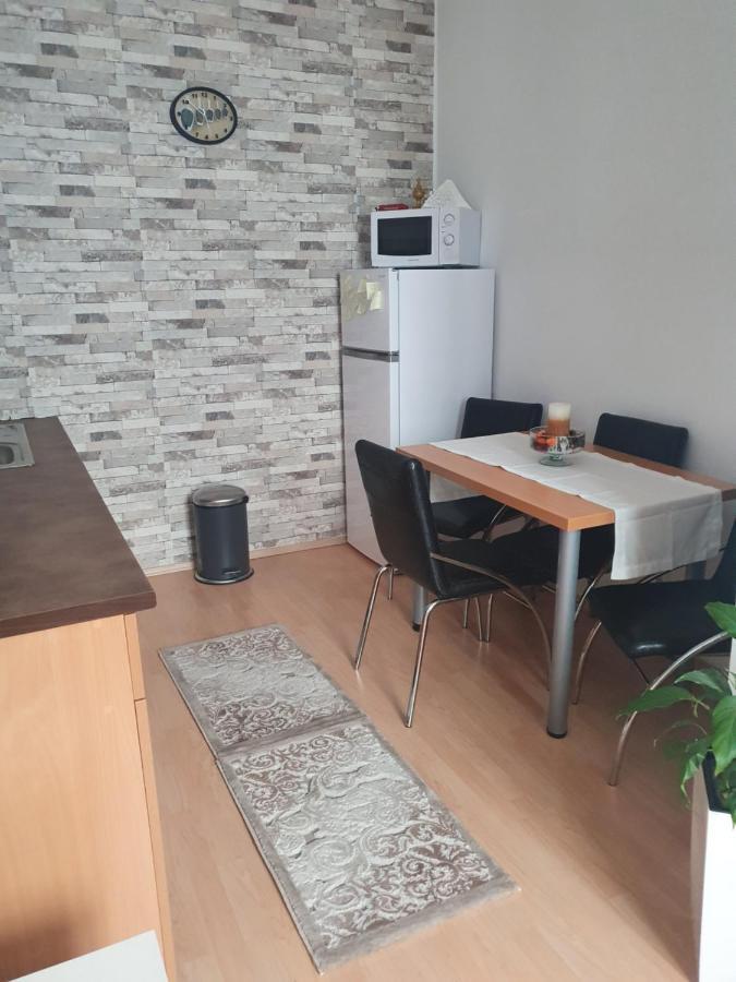 Sunset Apartament Apartment Brasov Exterior photo